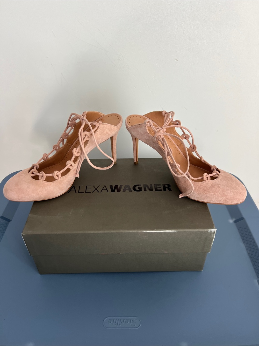 Alexa Wagner chanel marcelle T 85 pale pink suede lace up open back heels 38